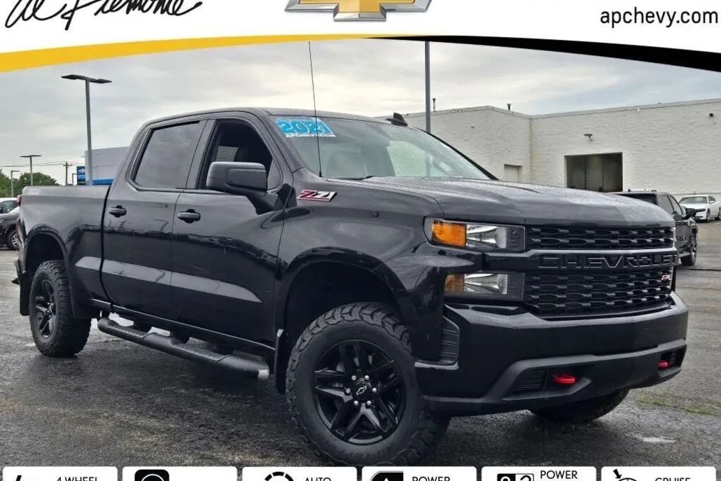 2021 Chevrolet Silverado 1500 Custom Trail Boss photo 1