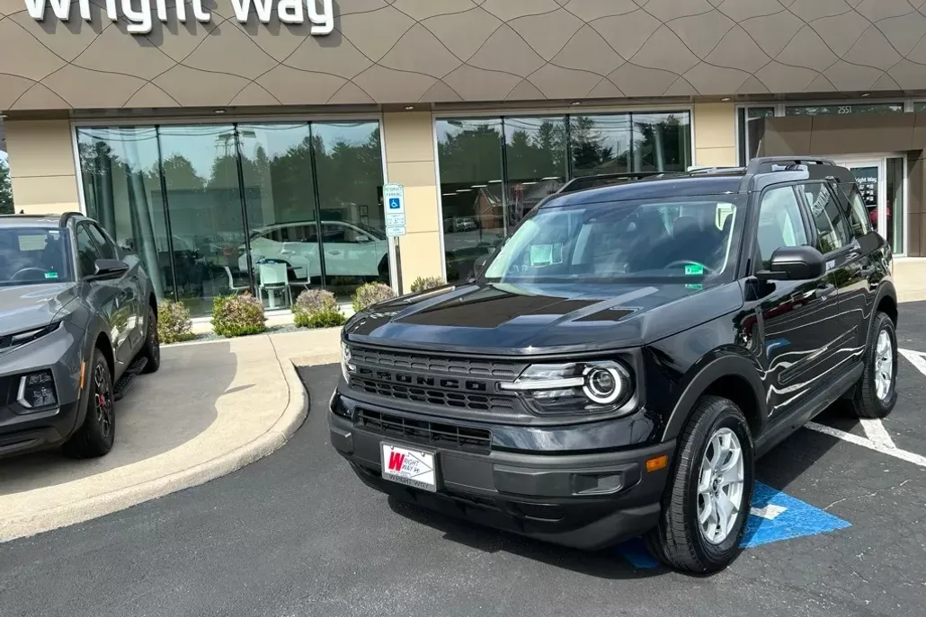 2022 Ford Bronco Sport Base photo 1