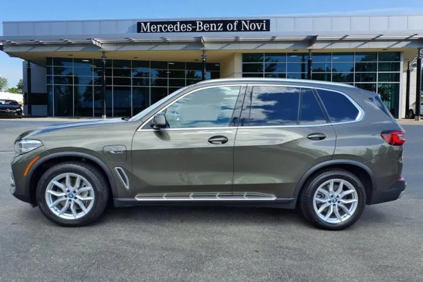 2023 Bmw X5 xDrive45e photo 1