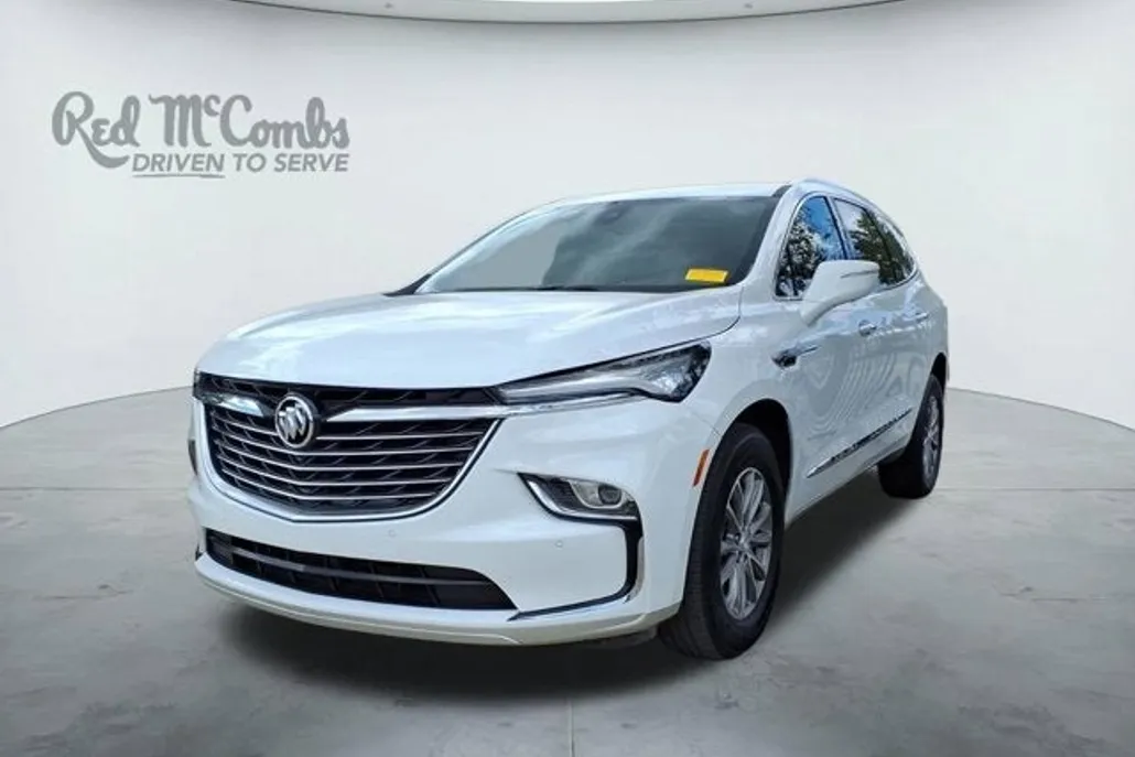 2024 Buick Enclave Premium photo 1