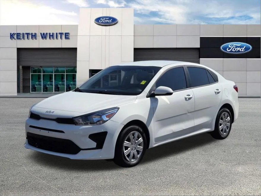 2023 Kia Rio LX S photo 1
