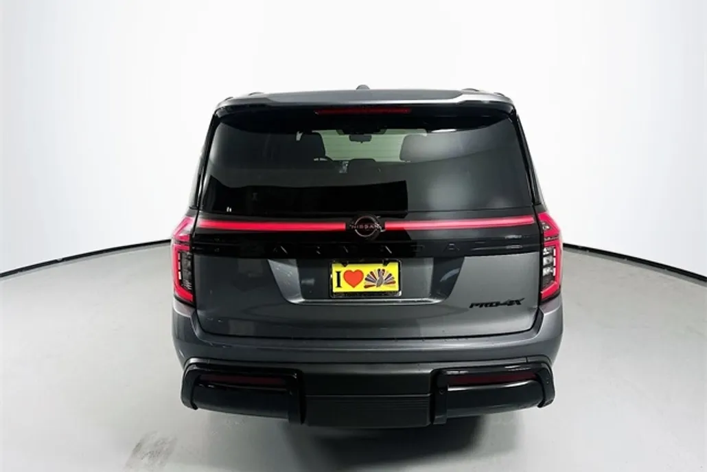 2025 Nissan Armada photo 1