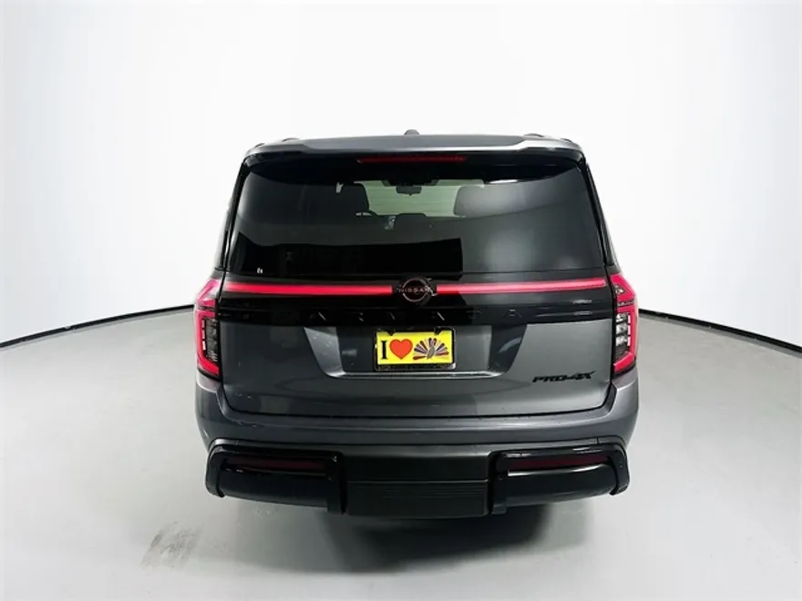 2025 Nissan Armada photo 1
