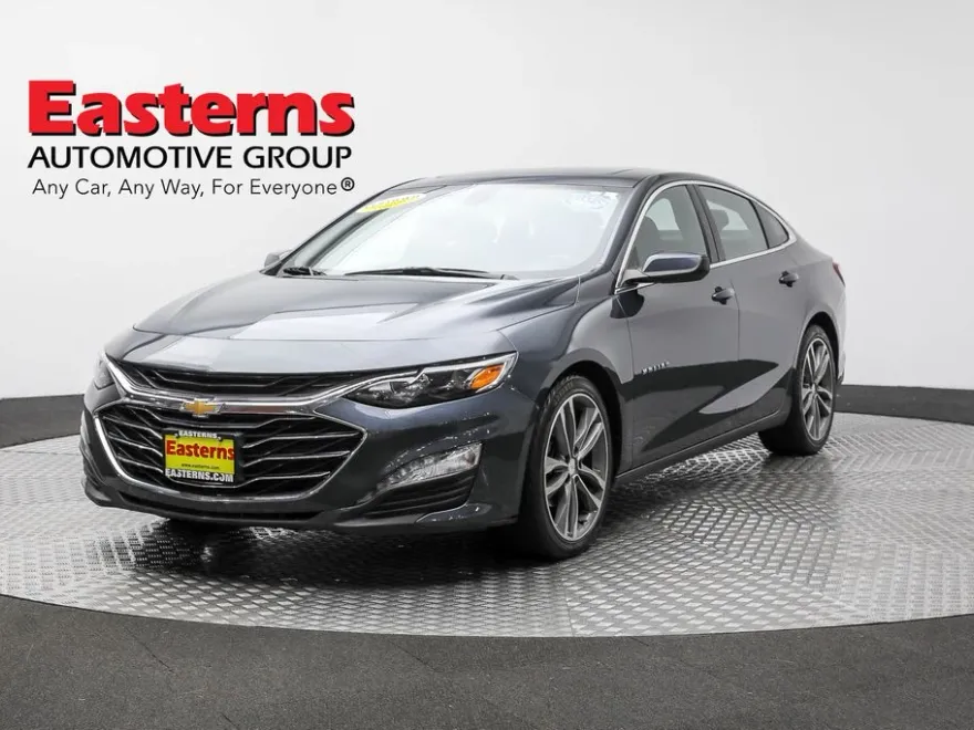 2021 Chevrolet Malibu 1LT photo 1