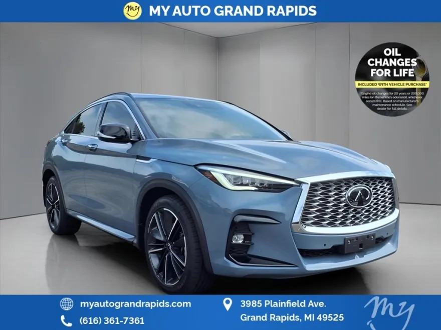2022 Infiniti QX55 Essential photo 1