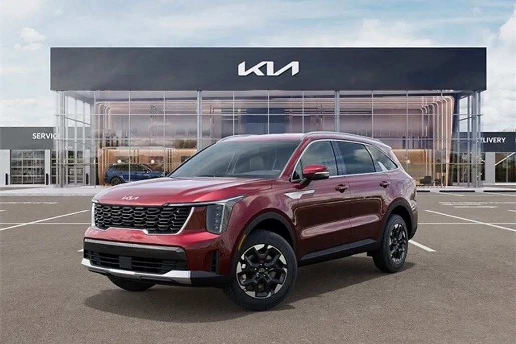 2025 Kia Sorento S photo 1