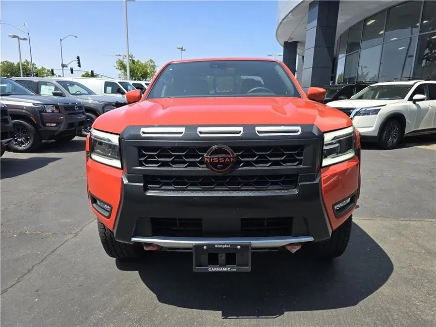 2025 Nissan Frontier Crew Cab PRO-4X photo 1