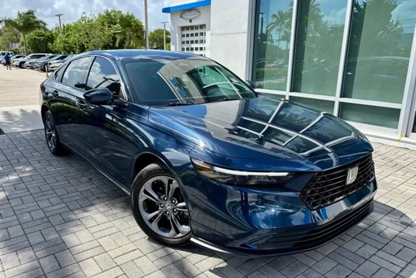 2023 Honda Accord EX photo 1