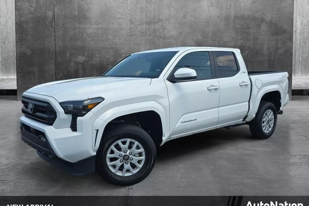 2024 Toyota Tacoma SR5 Double Cab photo 1