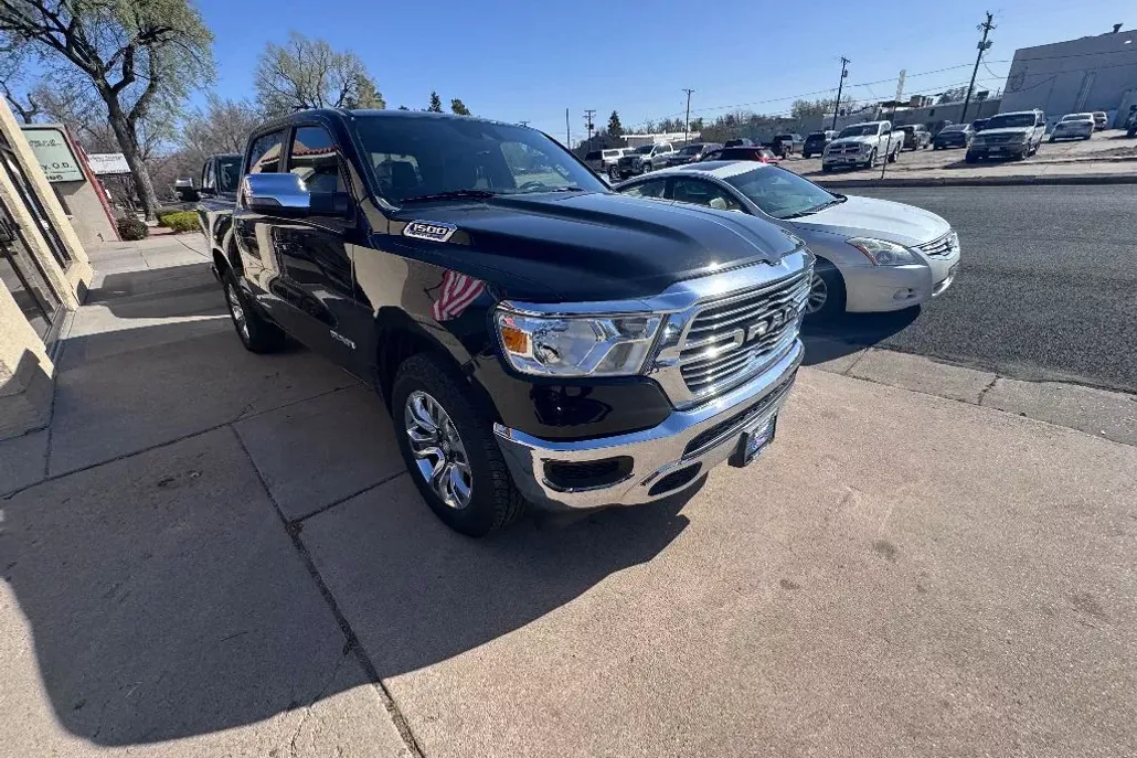 2024 Ram 1500 Laramie photo 1
