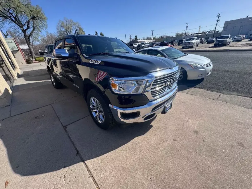 2024 Ram 1500 Laramie photo 1