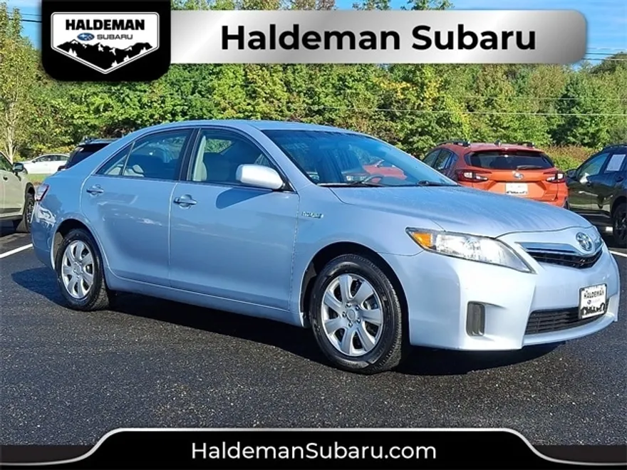 2010 Toyota Camry Hybrid Base photo 1