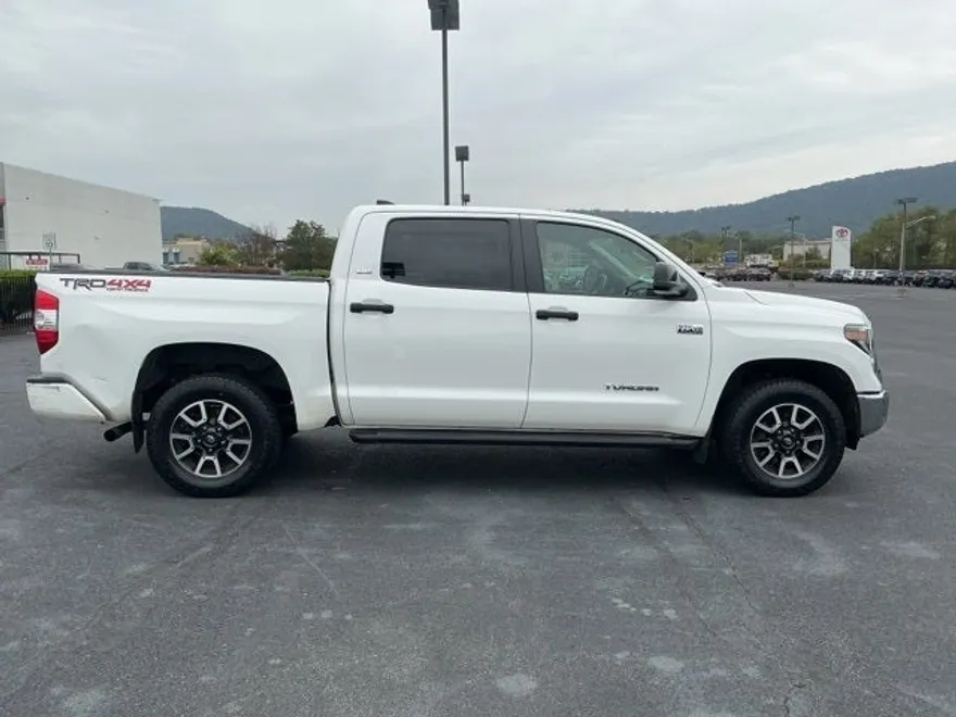 2020 Toyota Tundra SR5 Grade photo 1