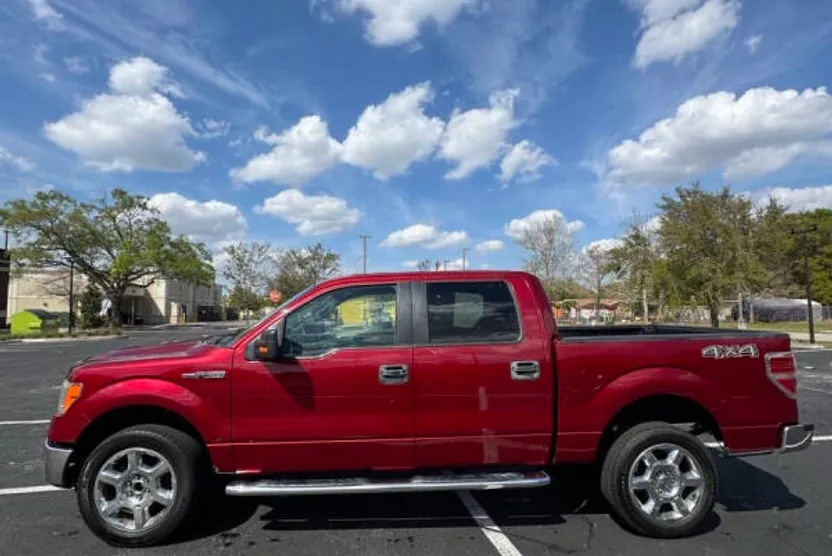 2014 Ford F-150 XLT photo 1