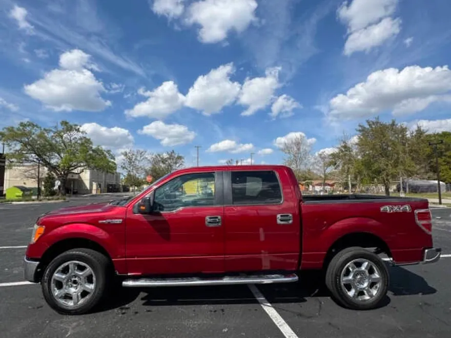 2014 Ford F-150 XLT photo 1