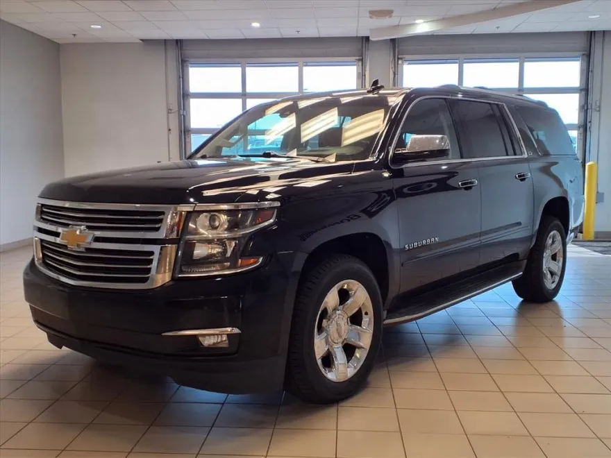2016 Chevrolet Suburban LTZ photo 1