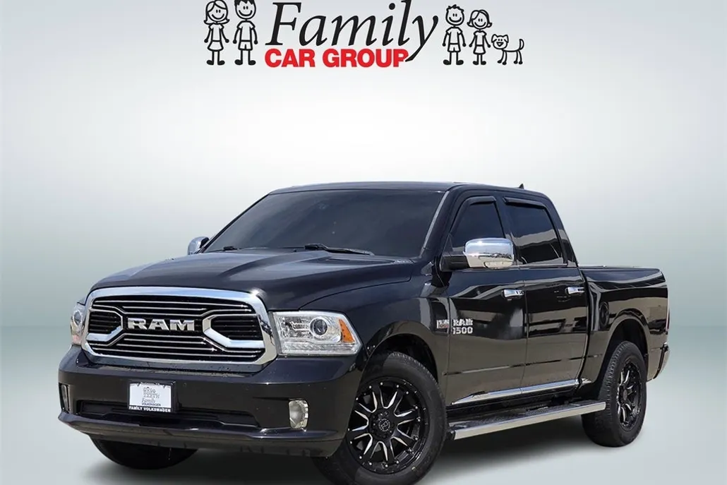 2017 Ram 1500 Limited photo 1