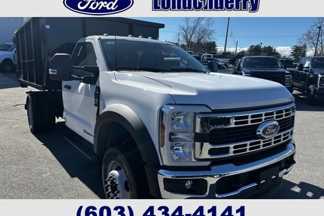 2024 Ford F-550 photo 1