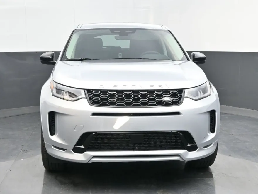2025 Land Rover Discovery Sport S photo 1