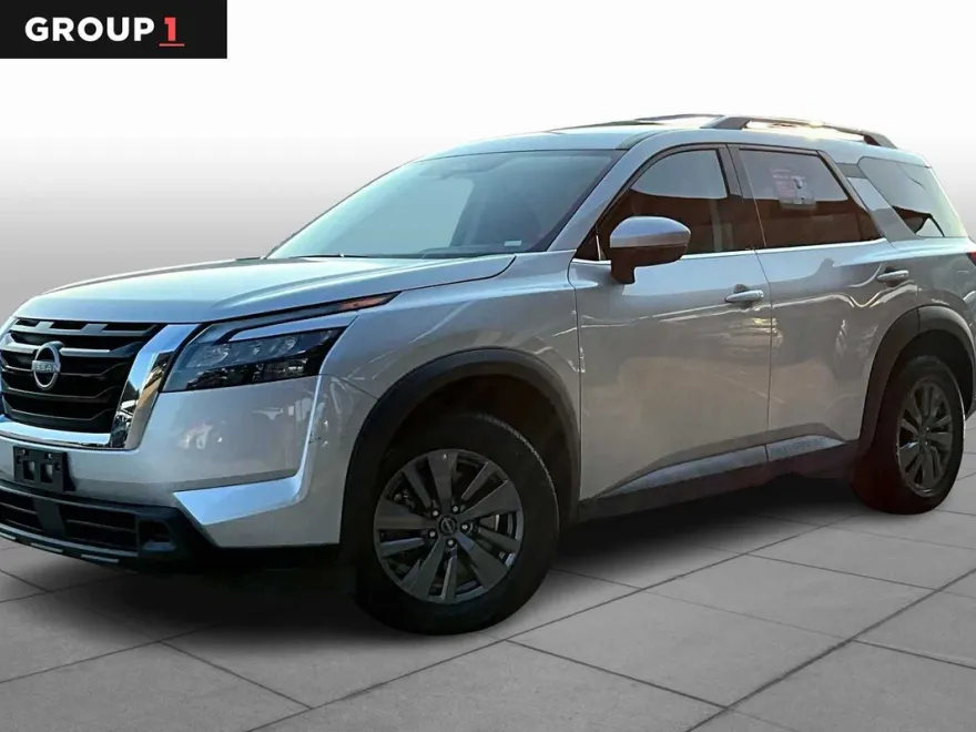 2025 Nissan Pathfinder SV photo 1