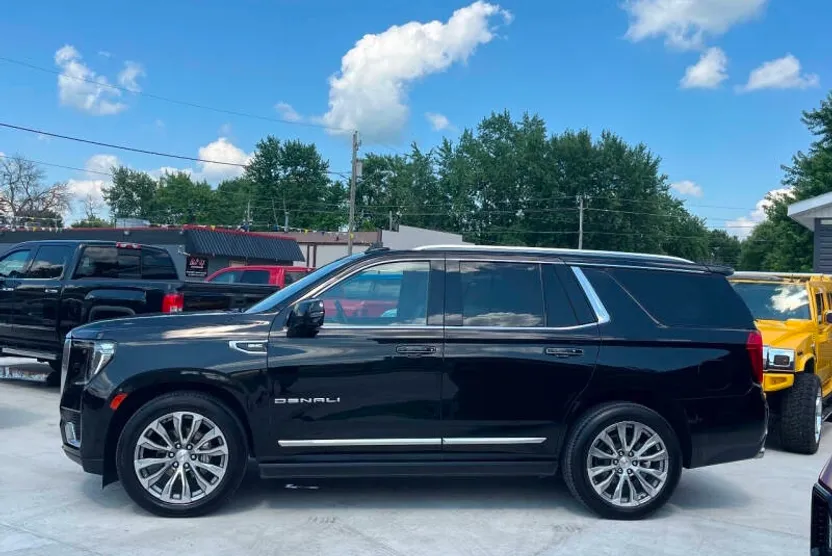 2021 Gmc Yukon Denali photo 1
