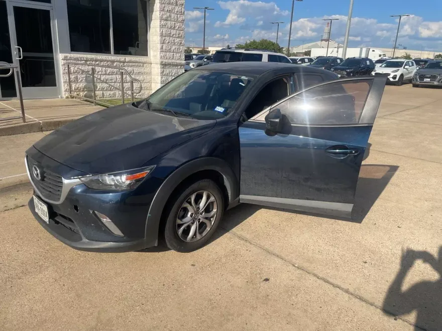 2016 Mazda CX-3 Touring photo 1