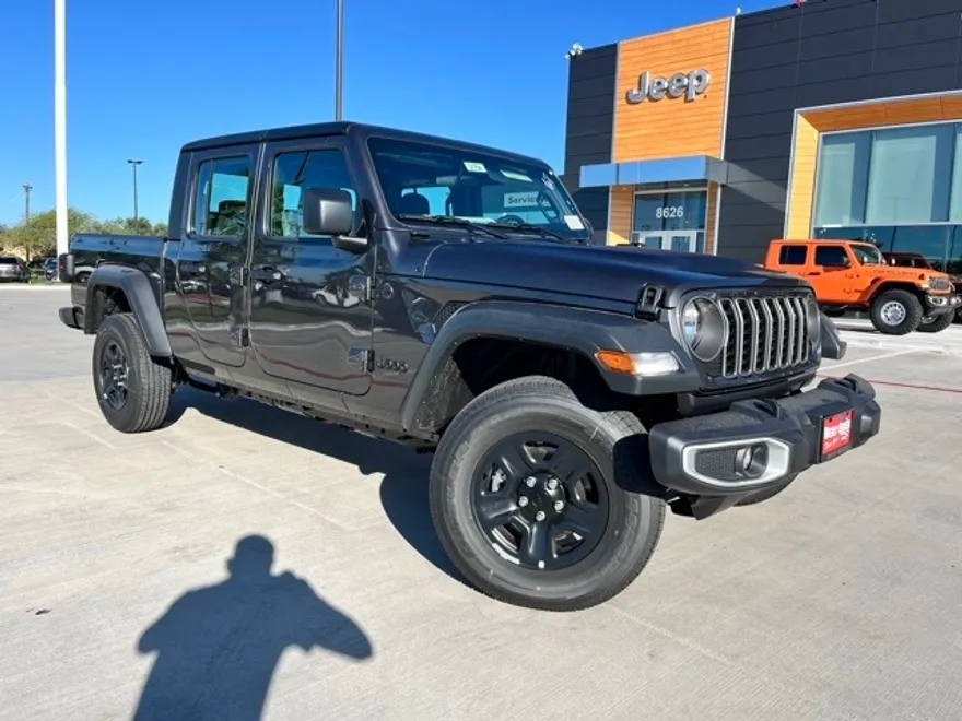 2025 Jeep Gladiator Sport photo 1