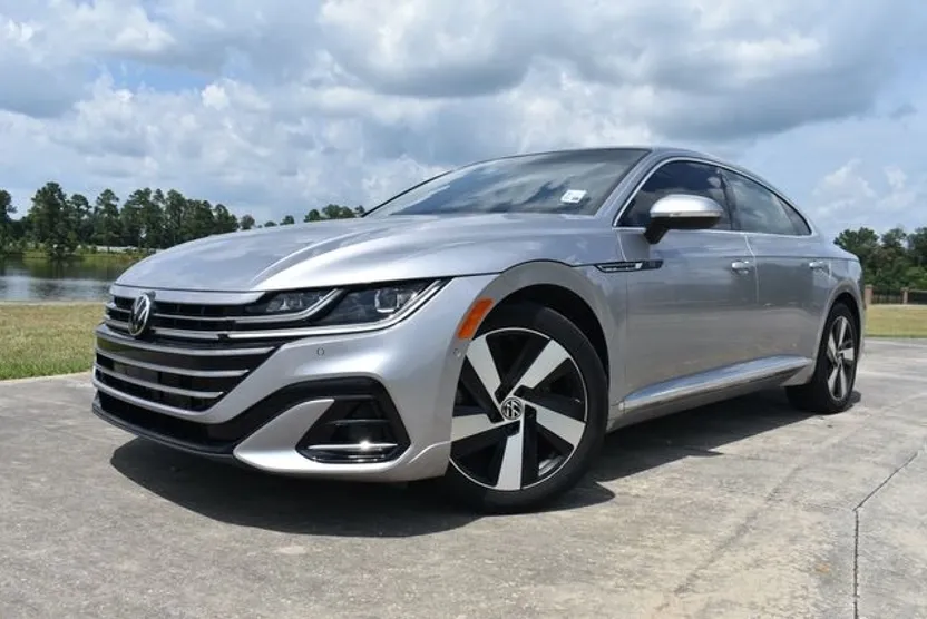 2021 Volkswagen Arteon SEL Premium R-Line photo 1