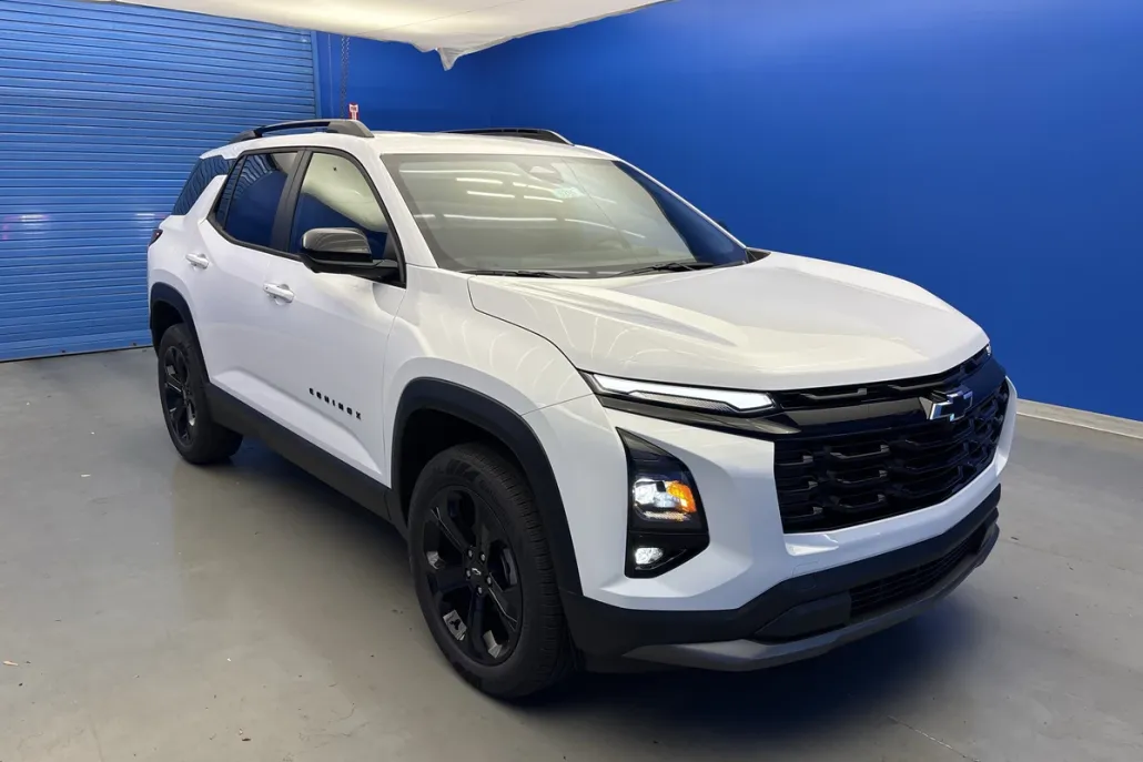 2026 Chevrolet Equinox LT photo 1
