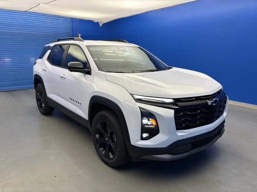 2026 Chevrolet Equinox LT photo 1