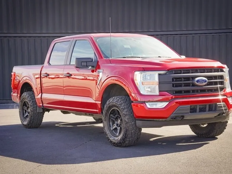 2022 Ford F-150 XLT photo 1