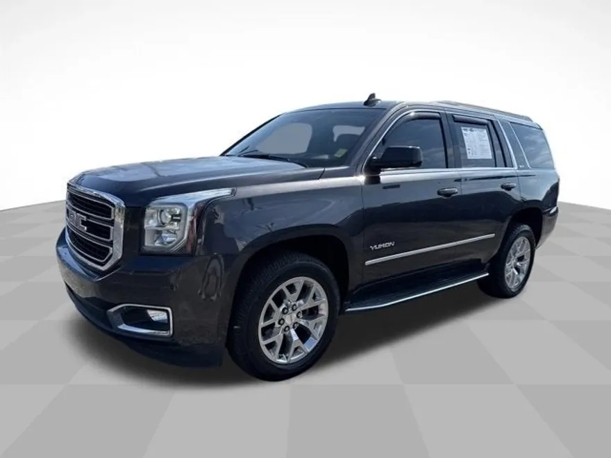 2017 Gmc Yukon SLT photo 1