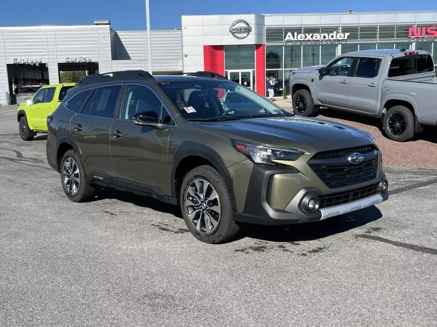 2023 Subaru Outback Limited photo 1