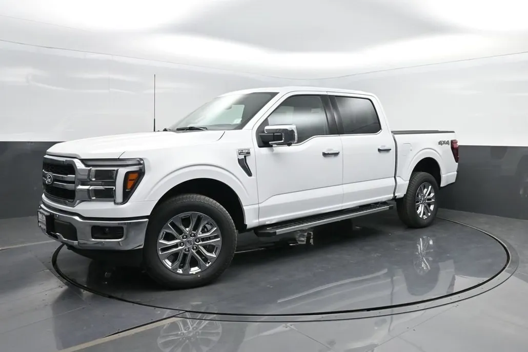 2025 Ford F-150 Lariat photo 1