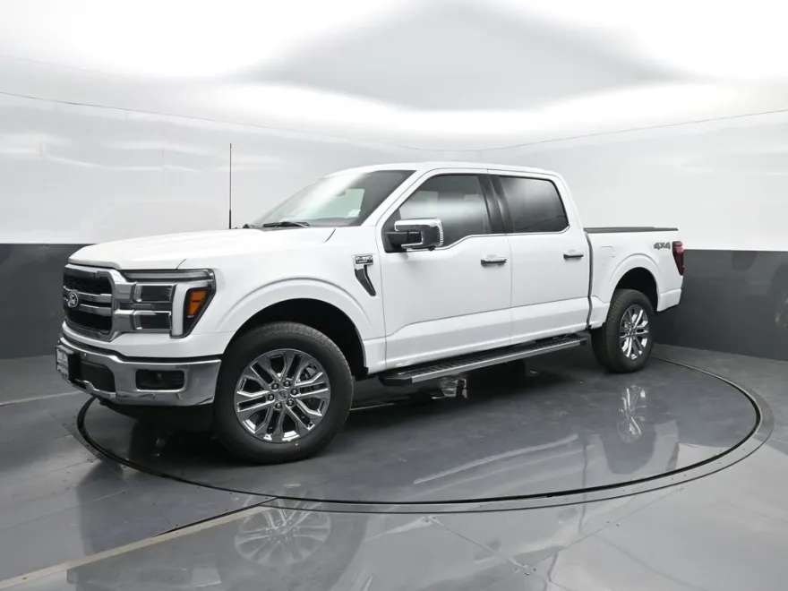 2025 Ford F-150 Lariat photo 1