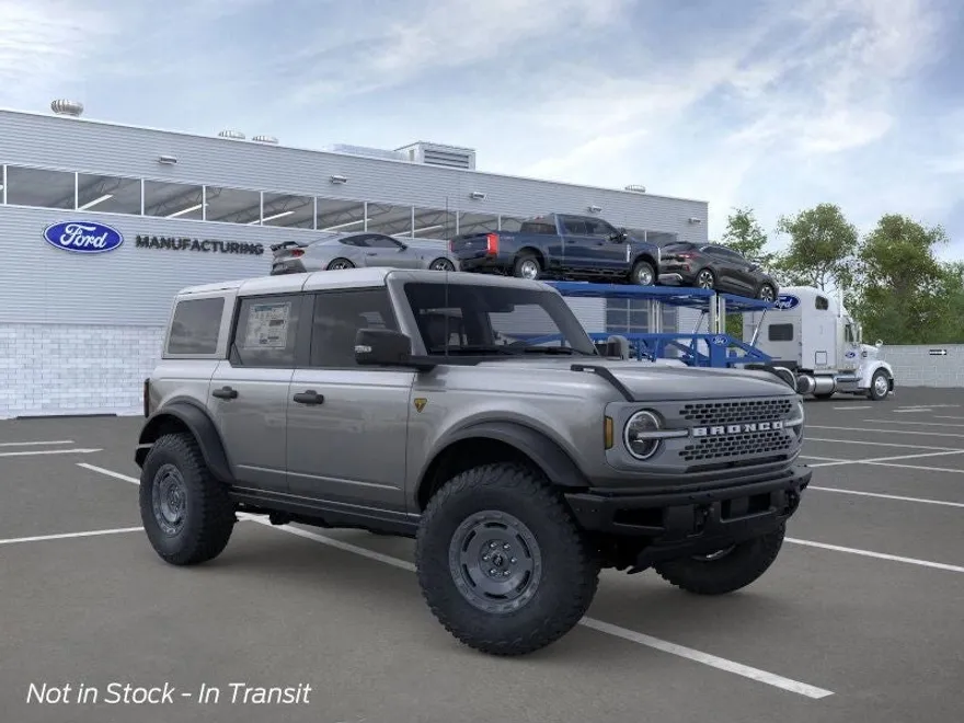 2025 Ford Bronco Badlands photo 1
