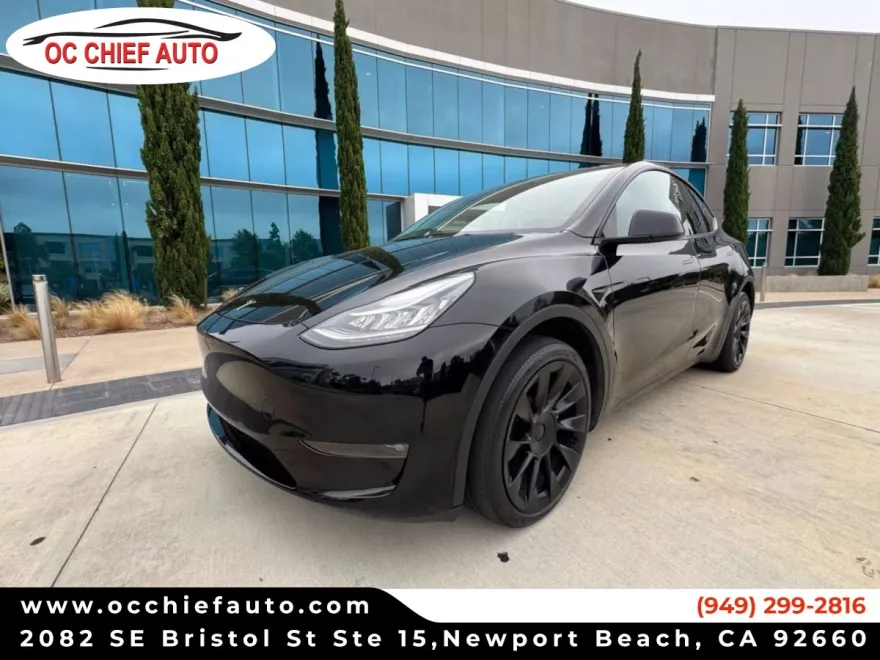 2022 Tesla Model Y Long Range photo 1