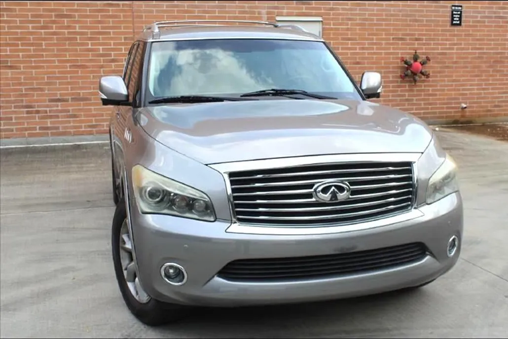 2012 Infiniti QX56 photo 1