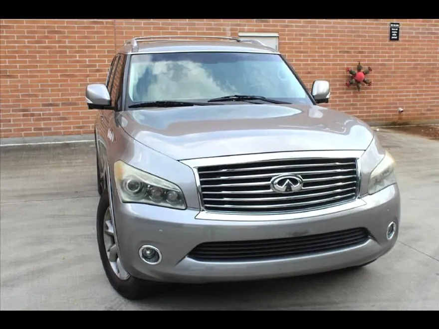 2012 Infiniti QX56 photo 1