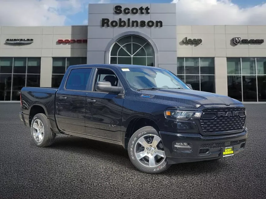 2025 Ram 1500 Tradesman photo 1