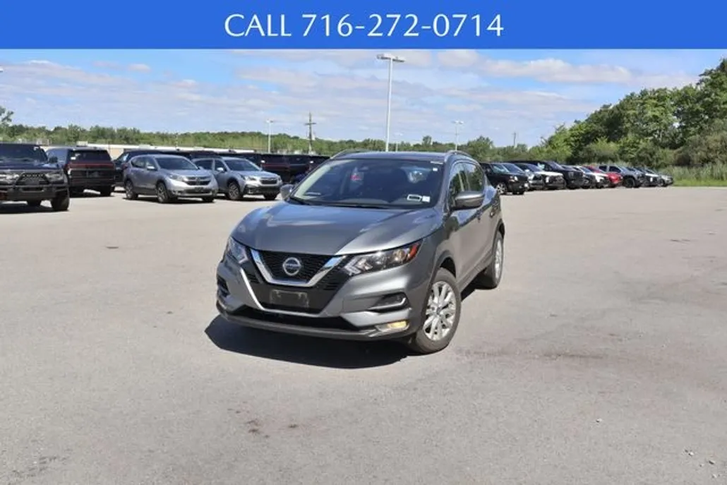 2021 Nissan Rogue Sport SV photo 1