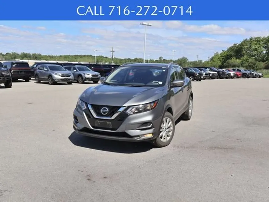 2021 Nissan Rogue Sport SV photo 1