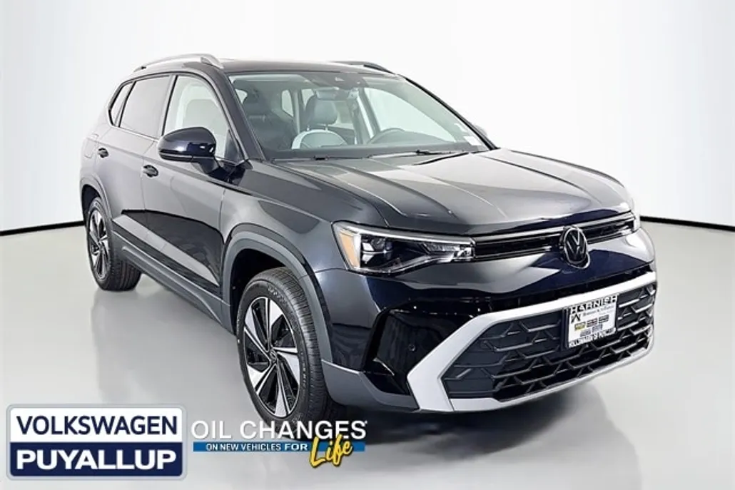 2025 Volkswagen Taos SE photo 1