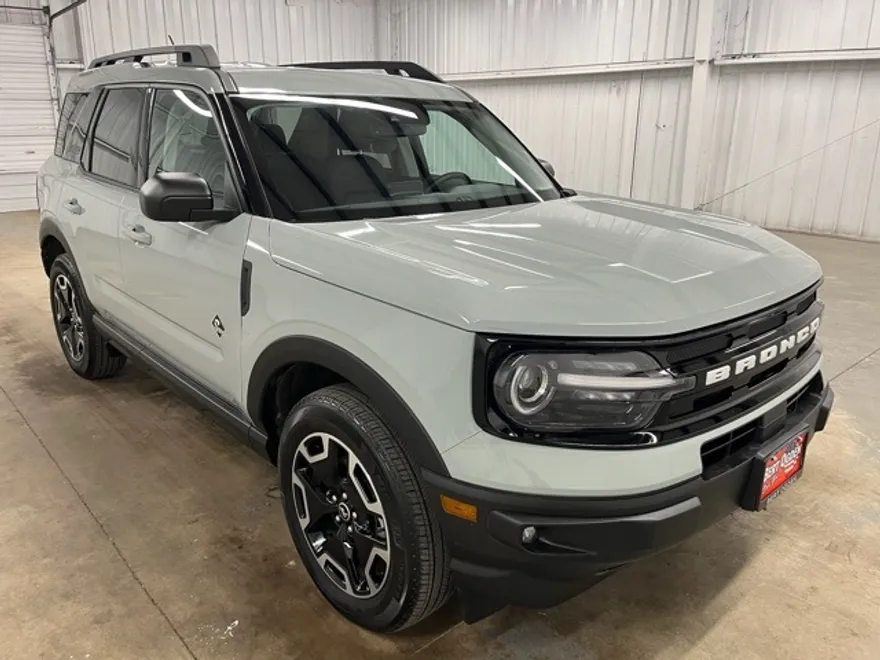 2023 Ford Bronco Sport Outer Banks photo 1