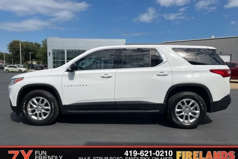 2018 Chevrolet Traverse 1LS photo 1