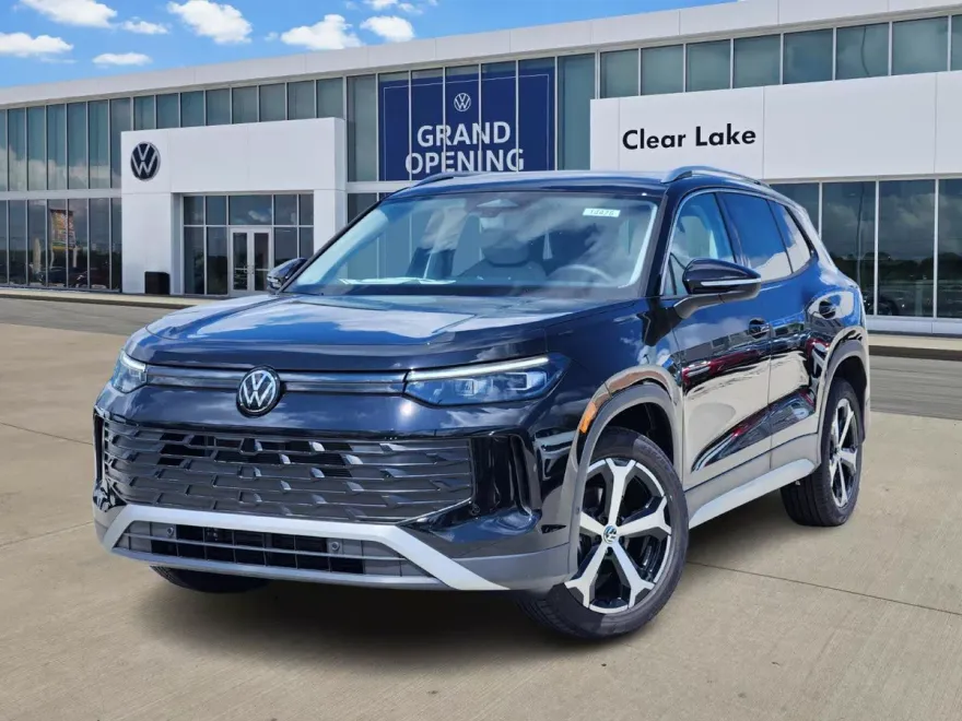 2025 Volkswagen Tiguan SE photo 1