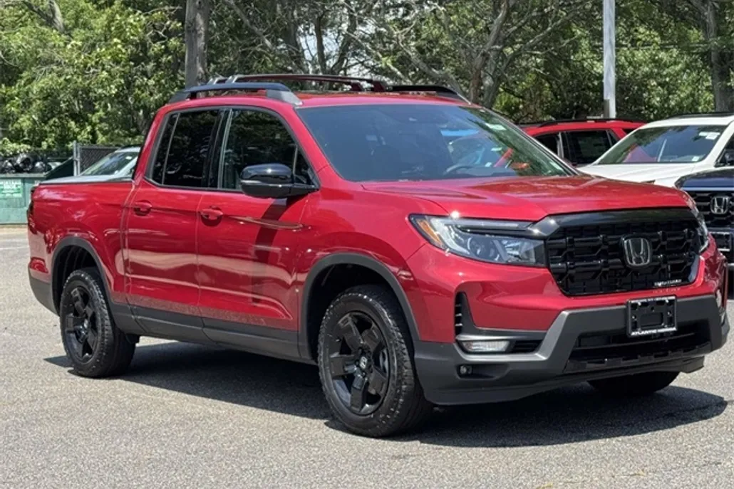 2025 Honda Ridgeline Black Edition photo 1