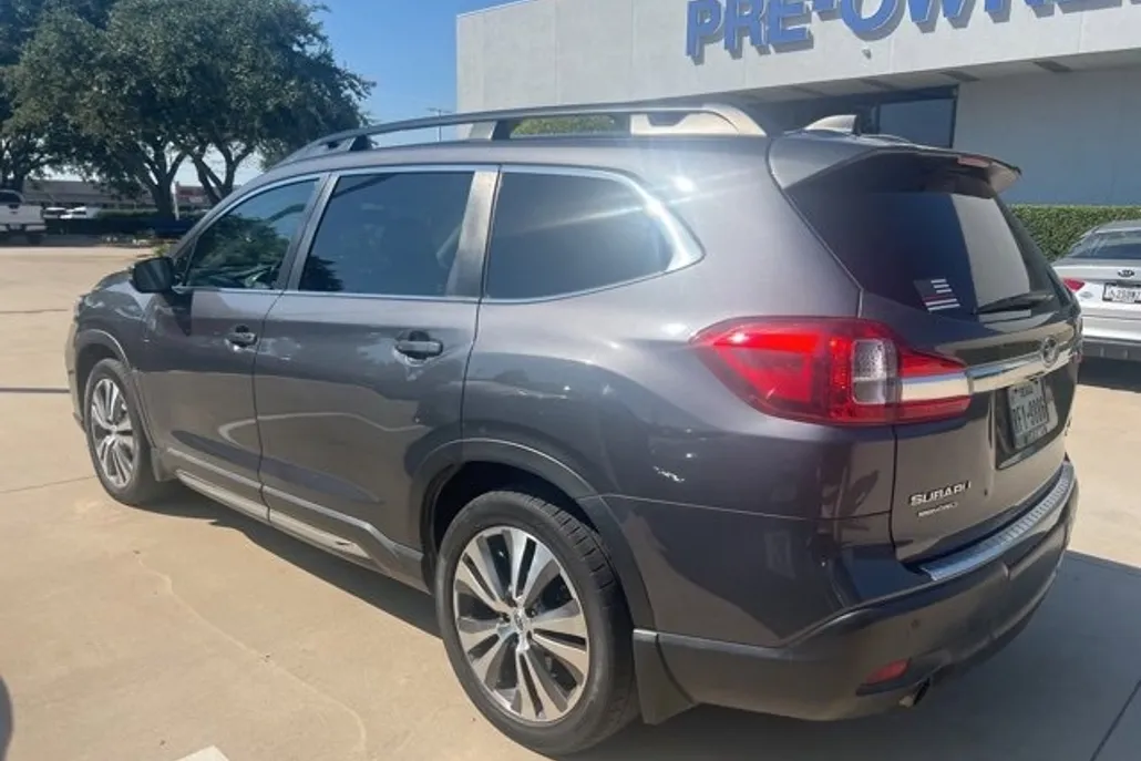 2019 Subaru Ascent Limited photo 1
