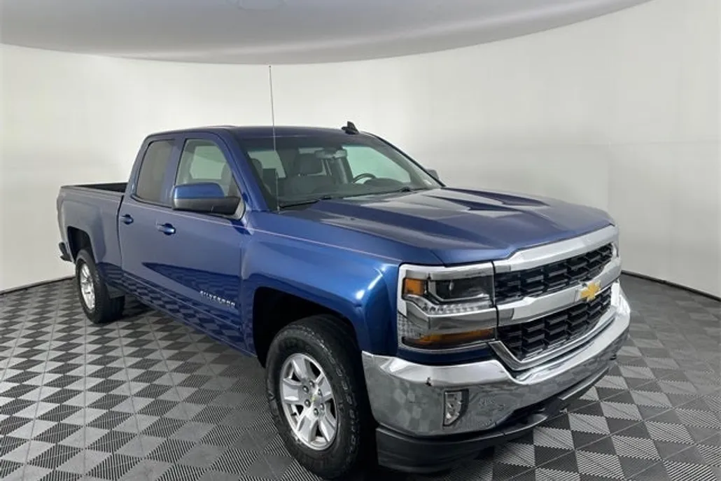 2016 Chevrolet Silverado 1500 LT1 photo 1