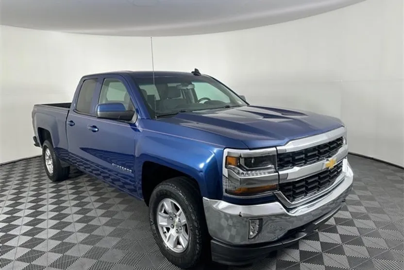 2016 Chevrolet Silverado 1500 LT1 photo 1